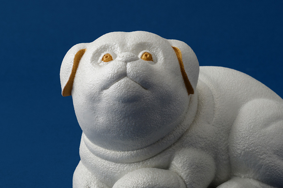 三川内焼 白磁子犬置物（長崎） || THE COVER NIPPON